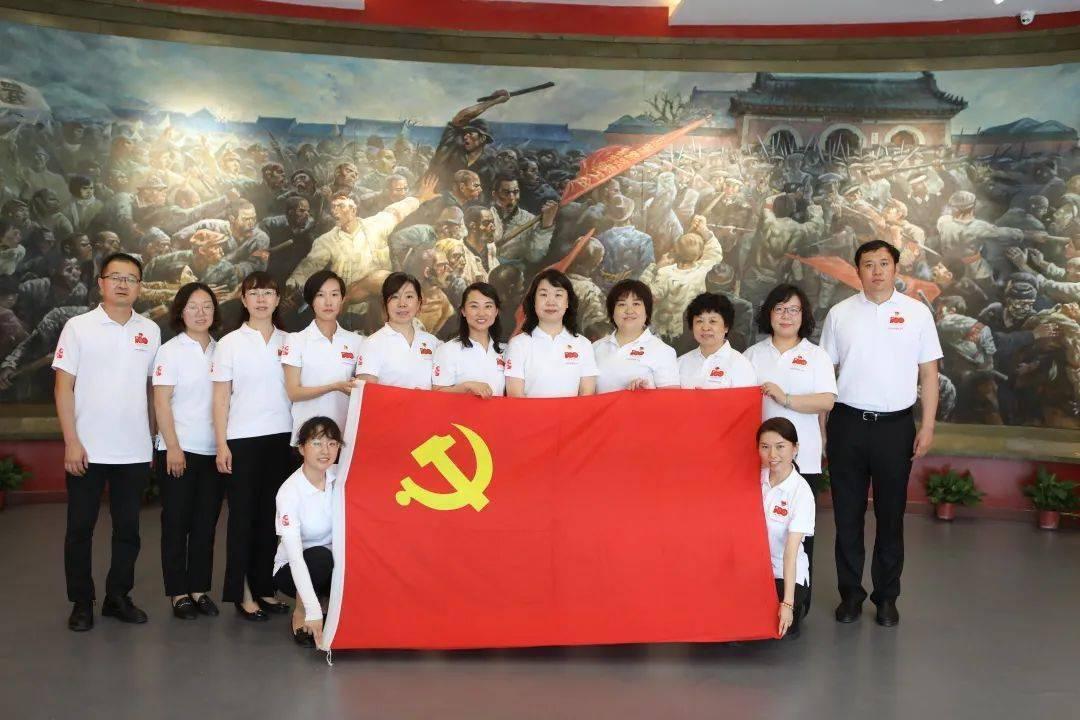 【问政问需在基层】白敏委员:切实解决群众的急难愁盼,专业性很重要